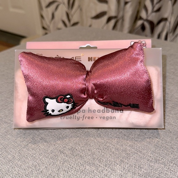 Hello Kitty plush spa headband - Picture 1 of 3
